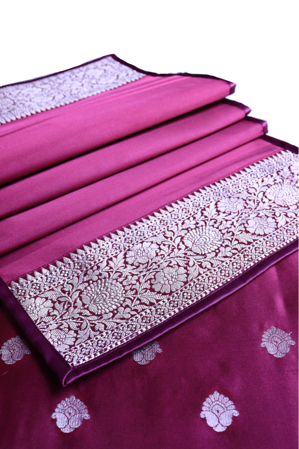 Wine Coloured Table Mat Set With Runner