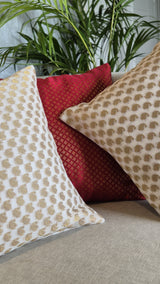 Off White Georgette Cushion Cover With Zari Motifs