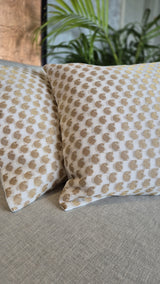 Off White Georgette Cushion Cover With Zari Motifs